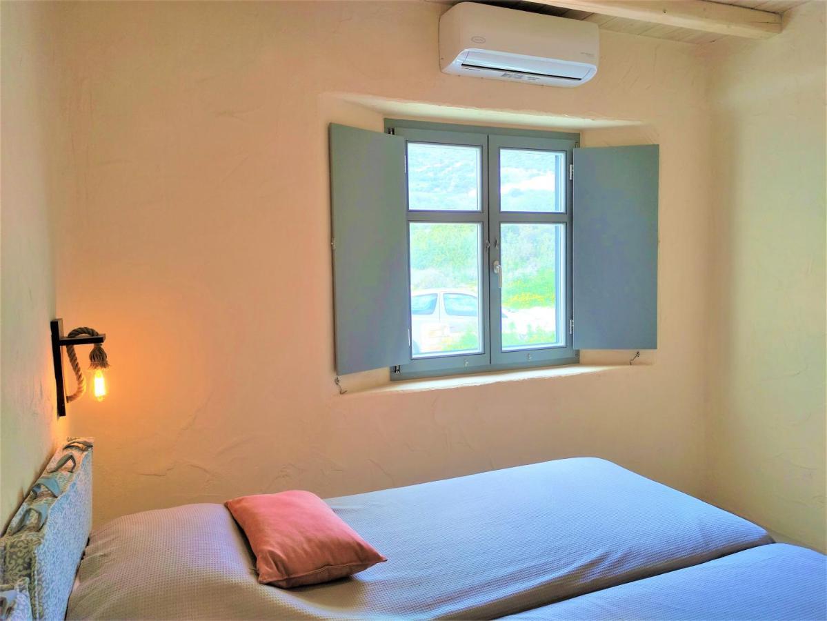 Mosaic Suites Drios Extérieur photo