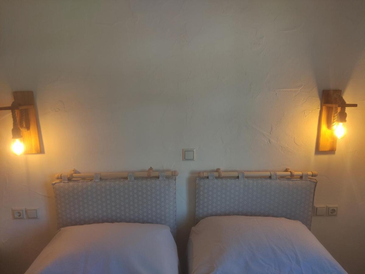 Mosaic Suites Drios Extérieur photo